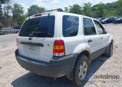 2005 Ford Escape Xlt из США, поврежденный, VIN 1FMYU93195KB75502